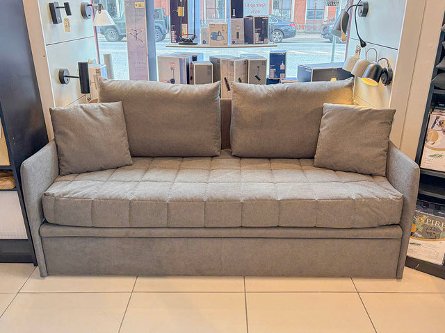 OUTLET Dienne Flo sovesofa