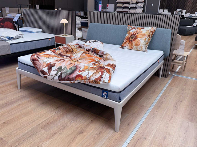 OUTLET Auping Essential med gavl