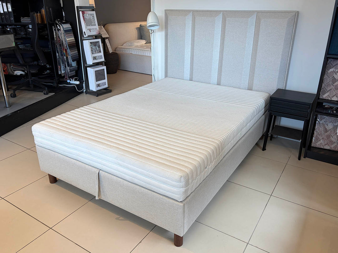 OUTLET Colunex Smart storage med Dunlopillo madras