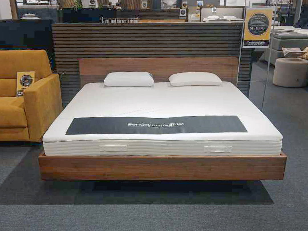 OUTLET Cama Fluente sengeramme