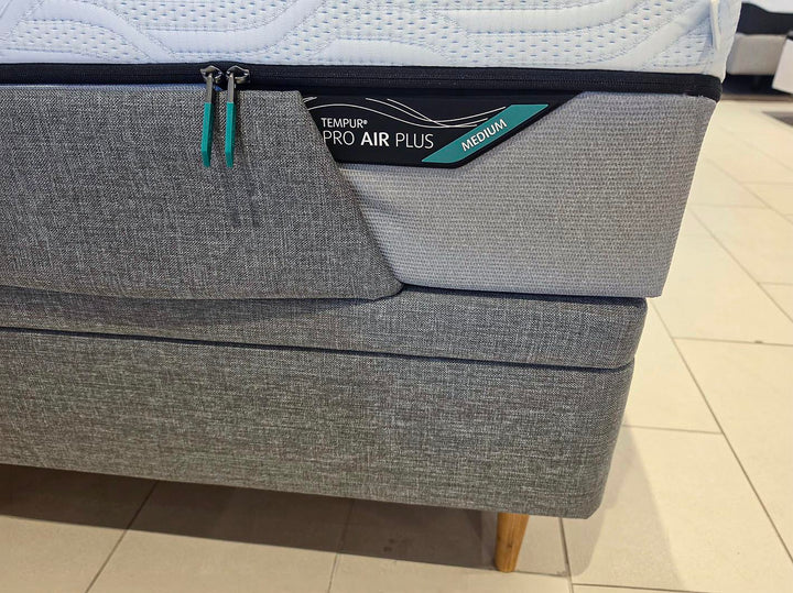 OUTLET Højby Pladeelevation med Tempur madrasser 180x200