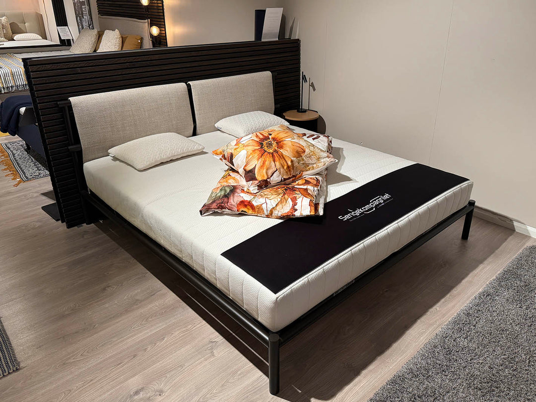 OUTLET Jetty Sengeramme Inkl. Højby Deluxe Madras