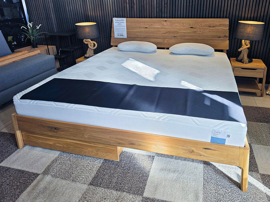 OUTLET Nordic design "Light" med Tempur 180x200cm
