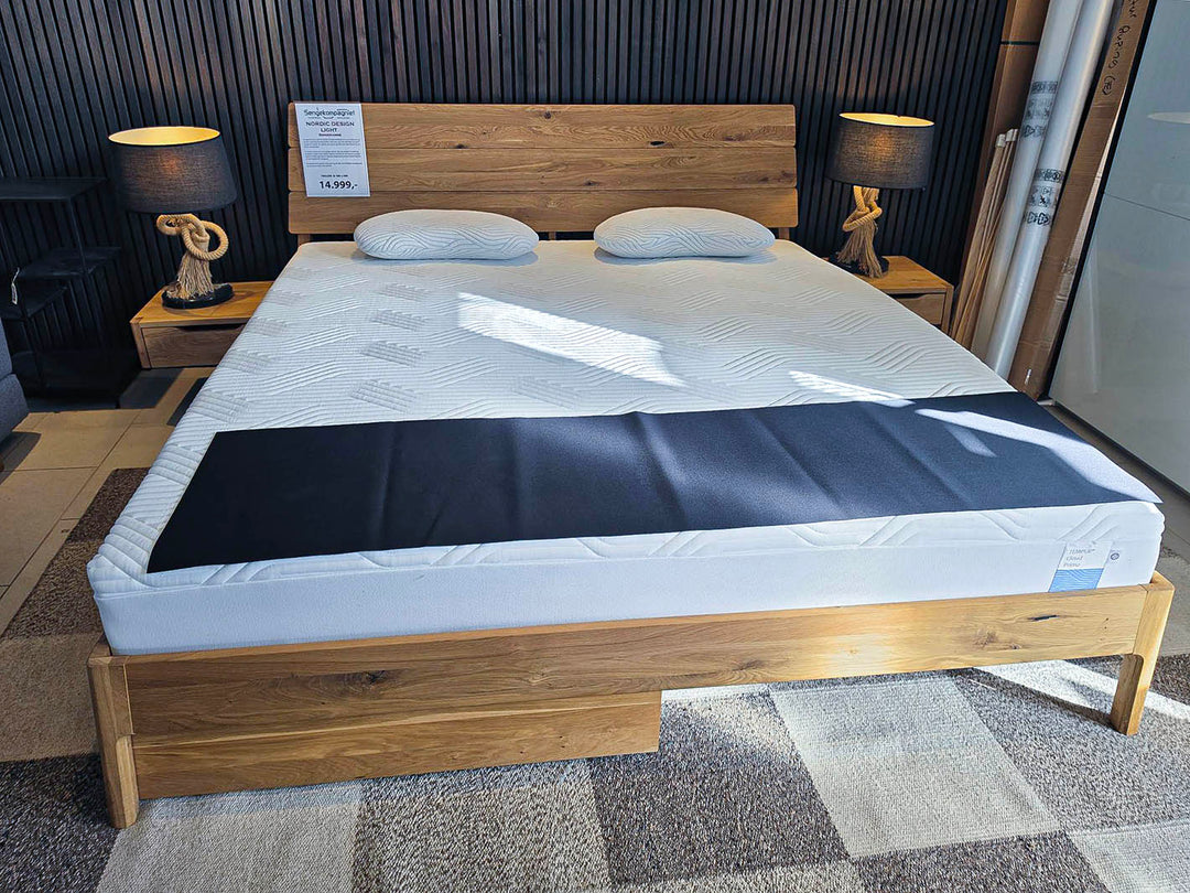 OUTLET Nordic design "Light" med Tempur 180x200cm