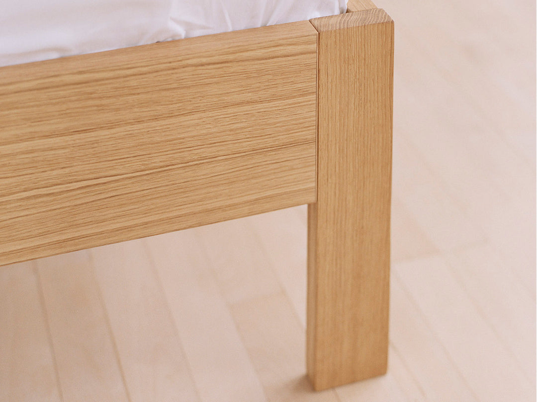 RYE sengeramme Ejer med gavl 140x200 cm
