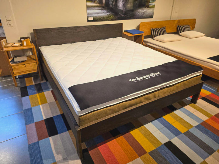 OUTLET Rye EJER Sengeramme med Sawana madras